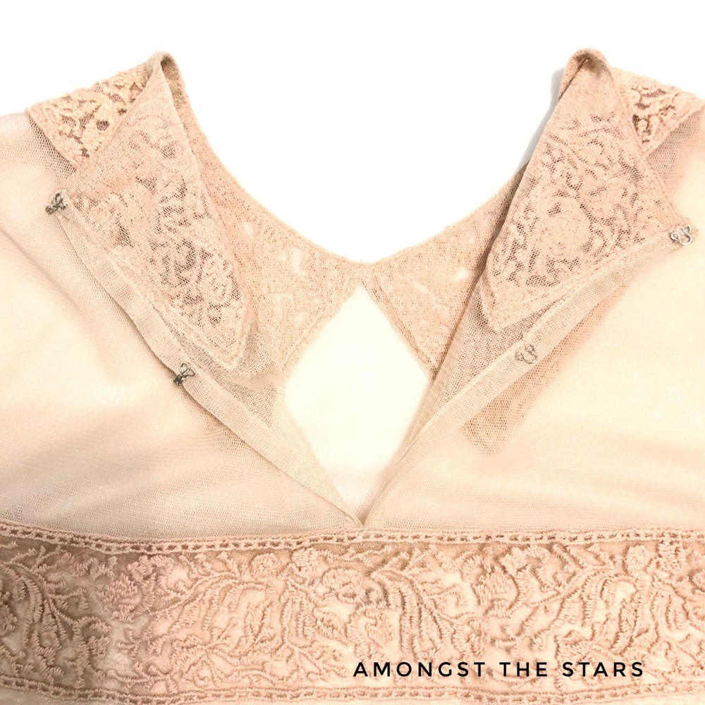 Tadashi Shoji Desert Bloom Lace Sleeveless Top - Picture 7 of 8